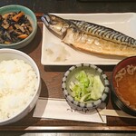 居食処　まんなか屋 - 