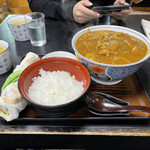 Kiyohira - カツカレーうどん 950円
                ライス[小] 180円