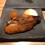 とり茶太郎 - 燻製盛り合わせ（ほろほろ鳥の手羽中 + 比内地鶏のきんかん + チーズ）