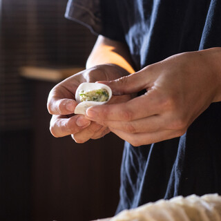 名物鶴ふくの「博多焼き餃子」