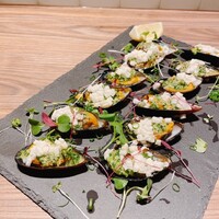 ムール貝と山芋のガーリックバター焼き