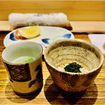 日本橋 蕎ノ字 - ☆蕎麦の実と浜名湖産の生海苔。
      ☆アサリ蕎麦出汁