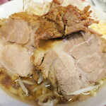 ラーメン二郎 - この日の豚