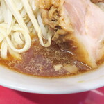 ラーメン二郎 - スープ