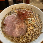 鶏豚骨ラーメン 麺屋かがり - 