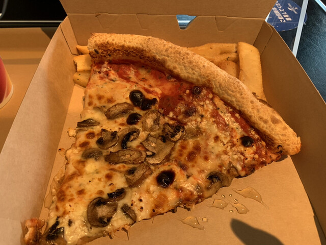 ルイズ N Y ピザ パーラー Loui S N Y Pizza Parlor 桜島 イタリアン 食べログ ルイズ N Y ピザ パーラー Loui S N Y Pizza Parlor 桜島 イタリアン 食べログ