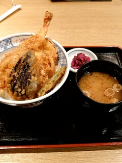 Tempurakeyaki - けやき天丼(税込1180円)