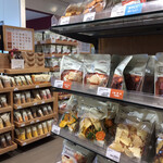 無印良品 - 料理写真:菓子類はレジ周辺にもあります!