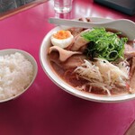 豚菜館 - ライス（大）、醤油（特大）