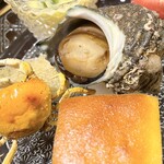日本料理こまつ - 姫サザエ 数の子 蟹 卵焼き