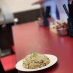 麺から鱗 - チャーハンポートレート
