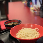 麺から鱗 - つけ麵ポートレート
