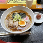 おかめ食堂 - おかめラーメン　500円
チャーシューは鶏肉です。