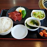 テーブルオーダーバイキング 焼肉 王道 - 厚切りハラミ定食（780円）