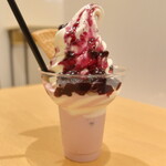 Yasuda Yoguruto Shoppu - 