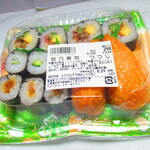 コープさっぽろ - 助六寿司つつじ　３２２円（税込）の包装【２０２１年６月】