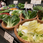Yasaiya Mei - ディナーしゃぶしゃぶ野菜ブッフェ一例