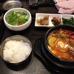 韓食堂 モクチャ - ご飯のおかわりは無料です！