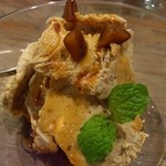 ワイン食堂 イナセヤ キッチン - マロンアイス
      甘くないんです。