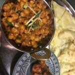 インドカレースーリヤ - ヨコ　マメ。