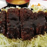 橋場食堂 - 真っ黒なかつ重　