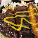 橋場食堂 - 味変に辛子をつけて