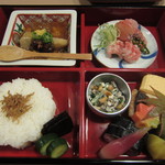 Mokubee - 松花堂弁当\3,150 H24.9