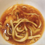 えどもんど - 生卵タレに麺を・・タレ入れ過ぎて後悔