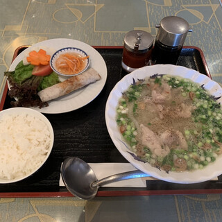 名古屋市でランチに使えるベトナム料理 ランキング 食べログ