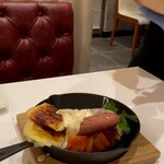 シカゴピザ＆スフレオムレツ Meat&Cheese ARK2nd - 