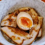 Chuukasobakazushino - 肉の日限定 豚バラチャーシュー丼(小)