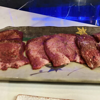 焼肉 拍手喝采 - タン