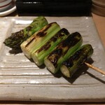焼鳥 おみ乃 - アスパラガス