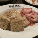 大衆炭火焼肉ジンギスカン ホルモン酒場 風土. - 