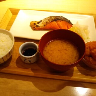 ミウィ橋本内でおすすめのグルメ情報をご紹介 食べログ