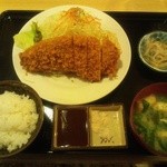 ワタライ食堂 - ロースカツ定食