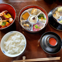 韻松亭 - 三段弁当のお披露目