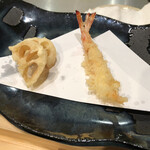 天麩羅 やぎ - サクサクの蓮根と海老！