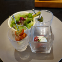 Jose Luis Karuizawa - サラダとピンチョス