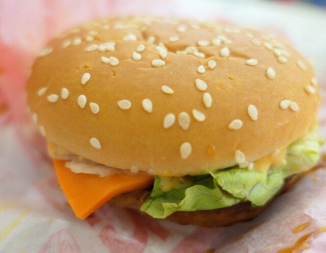 21 6月 期間限定だった 赤辛てりやきバーガー の辛さは本格的でした マクドナルド 西友新座店 By Natchan72 マクドナルド 新座西友店 新座 ハンバーガー 食べログ 21 6月 期間限定だった 赤辛てりやきバーガー の辛さは本格的でした マクドナルド 西友新座店 By Natchan72 マクドナルド 新座西友店 新座 ハンバーガー 食べログ