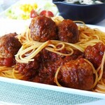 cafe&bar きりかぶ - ゴロゴロお肉のトマトソースパスタ