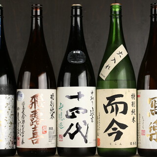季節の日本酒や多彩な焼酎など、豊富なドリンクメニュー