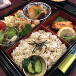 Ha Cha Ya - 葉茶屋弁当 1380円（じゃこ飯変更）