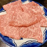 Yakiniku Juuhachi - 極上和牛焼肉
      ロース