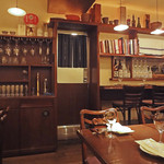 ガンヴィーノ - 照明もお洒落〜♬