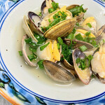 有限会社桝屋酒店   - アサリの酒蒸し