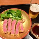 車力門 ちゃわんぶ - イカリソース、ビールと共にいただくビフカツ