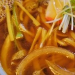 そば処 薬師 - 「カレー南蛮そば（温）」左側から撮影です(10/19UP)