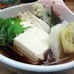 季節料理 藤原 - 魚が入った寄せ鍋1000円とかもできます