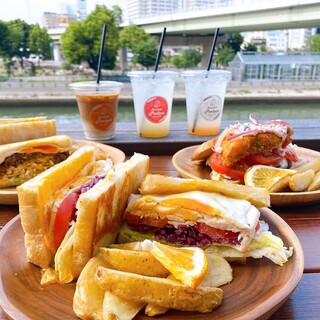 sandwich parlour 47_0